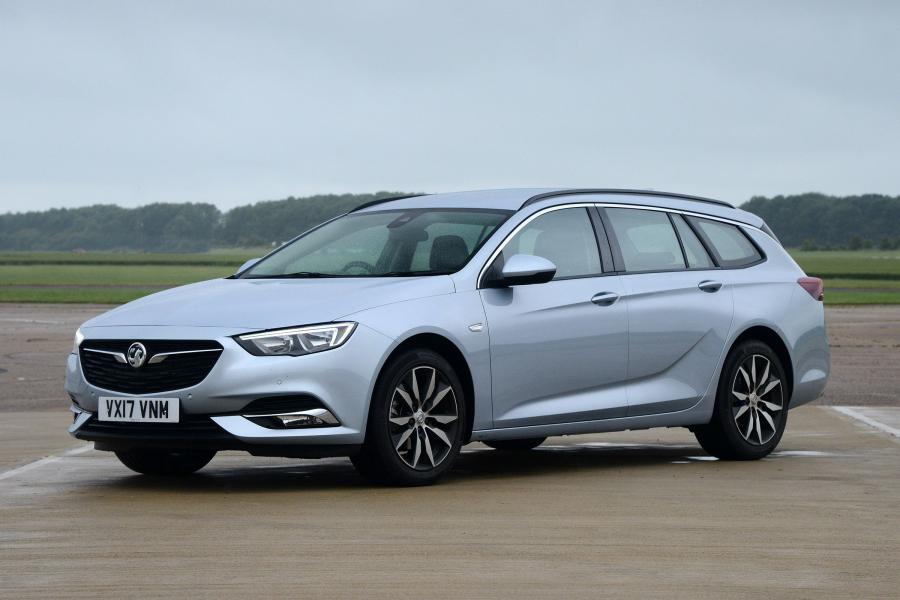  Vauxhall Insignia Sports Tourer Turbo 2017 года  (фото 1 из 11)